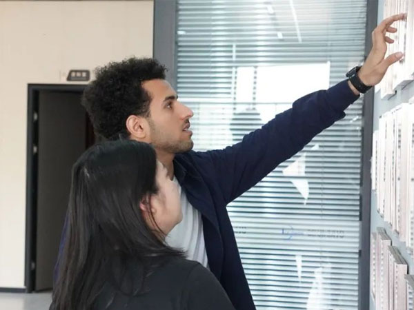 意昂体育制冷热烈欢迎也门Yousif不远万里前来参观
